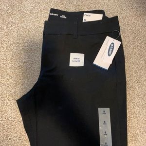Old Navy Ankle Length Pixie Black pants